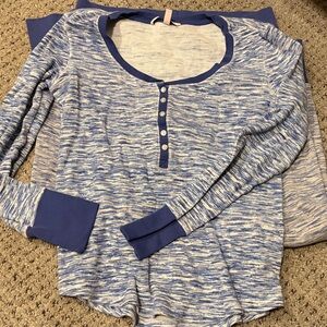 Heathered Woman’s Pajama Set with Navy Trim